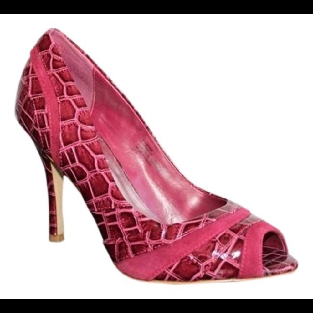 White House Black Market animal print heels size 8